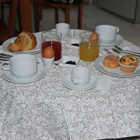 Bed & Breakfast Flores *